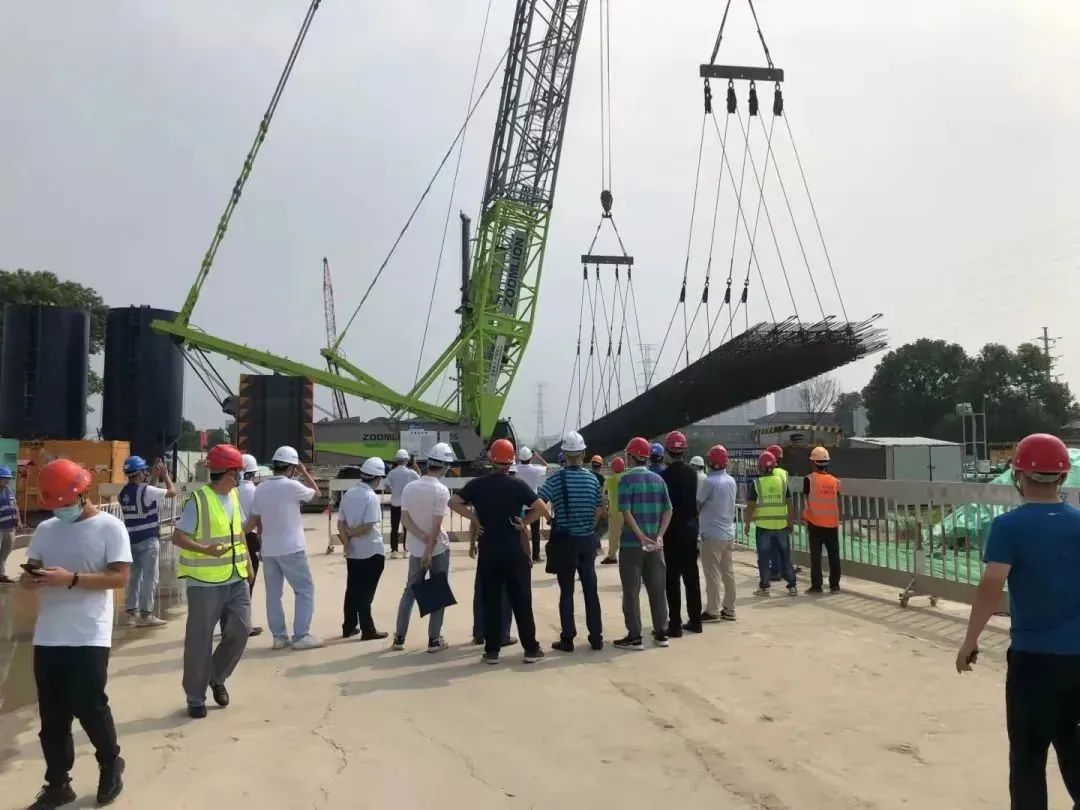 ������֮�� | �Ϻ�Զ����������רҵʩ�����Ÿ޹���ͨ������2300������������ê�ֻ��������о�ȡ��Բ���ֳɣ�����